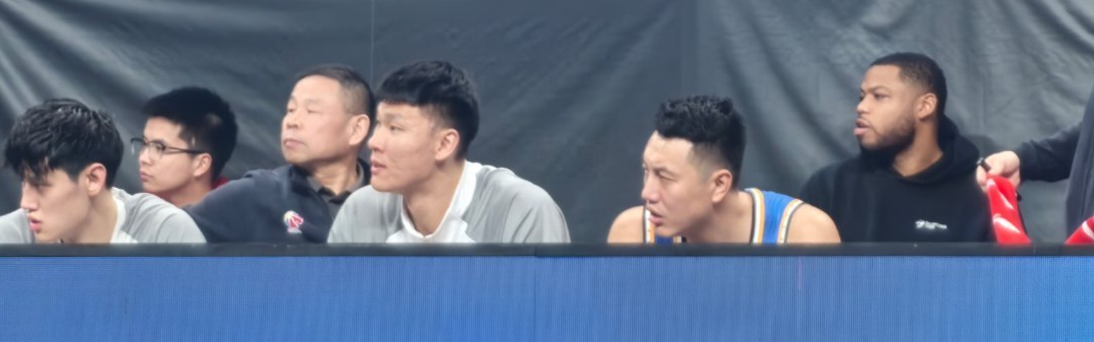 爱游戏平台-胜江苏发布会！许利民多次点出自我问题，曝斯佩尔曼肌肉不适！