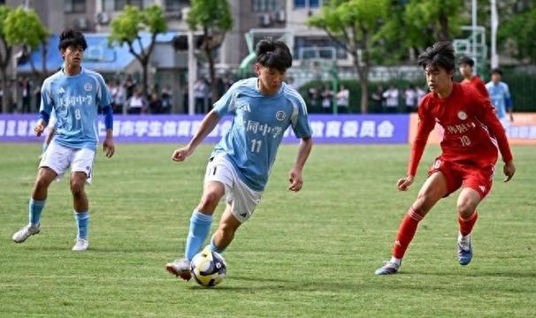 爱游戏入口-74支队伍鏖战绿茵！2026上海高中足球联赛开幕