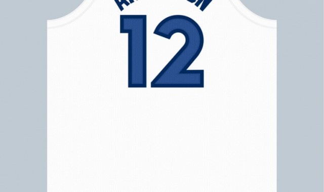 爱游戏在线-👀李凯尔在森林狼身披三个不同球衣号码征战 队史第一人！