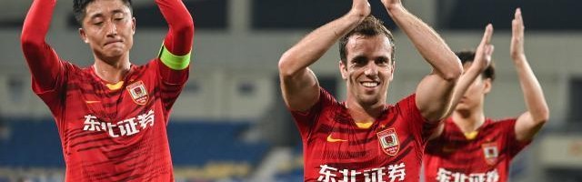 爱游戏正版-升至第二！亚泰外援全面复苏爆发 或成一大黑马？